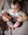 Breathable and soft organic trousers for free play