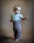 Durable pants in organic fiber for exploring kids