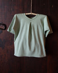 Lightweight organic top for warm days