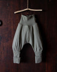 HISOPO pants in Rosemary, technical hanging photograph
