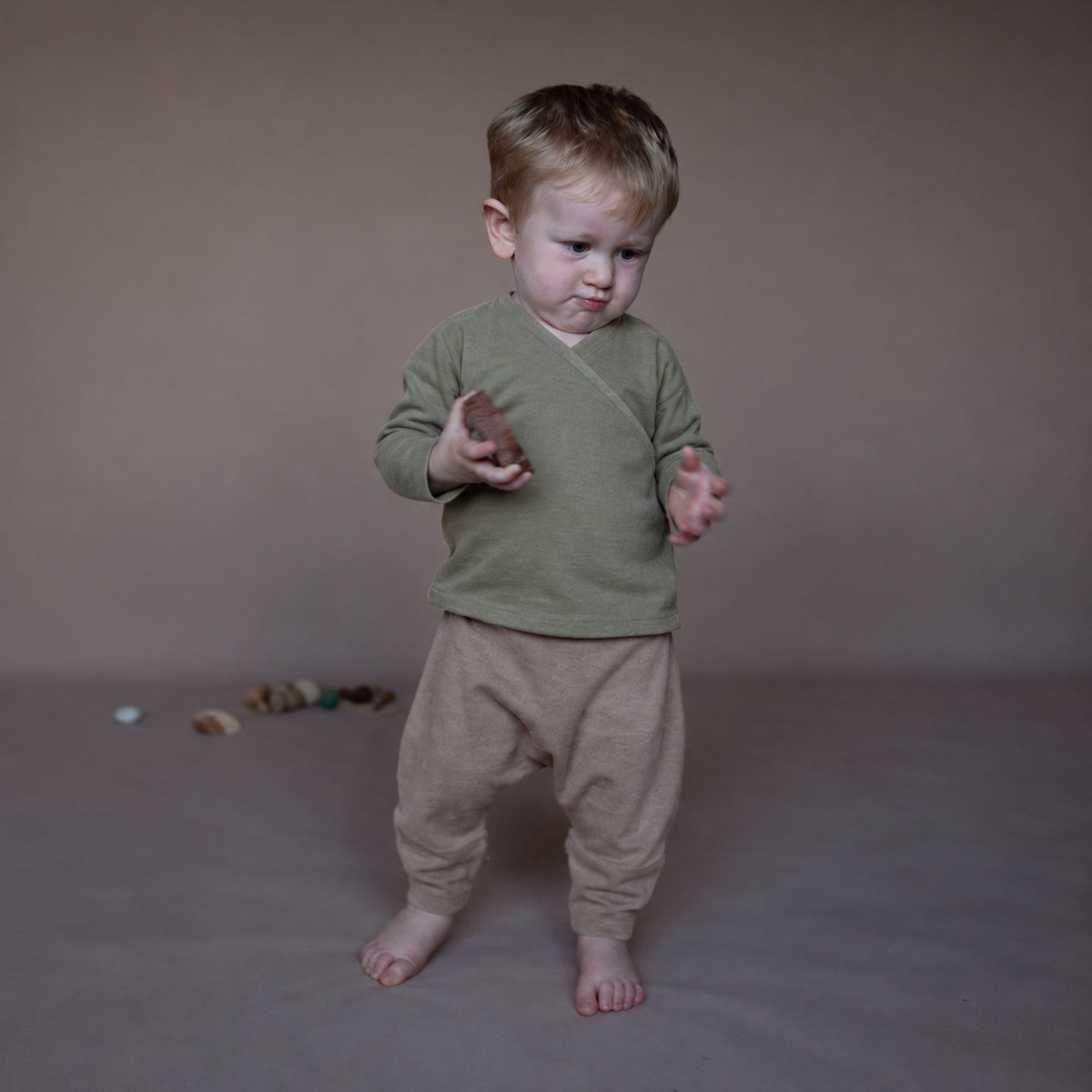 HAZEL double-layer shirt in Rosemary with Cinnamon trousers — worn by a child