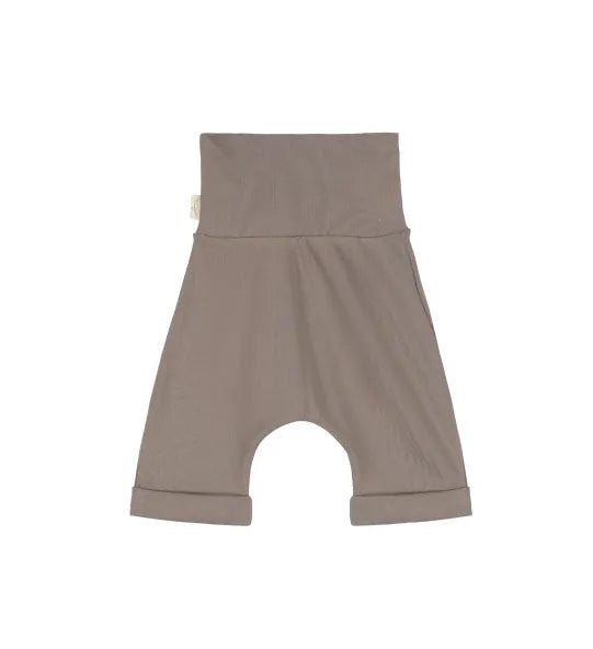 Allergen-free pants for sensitive baby skin