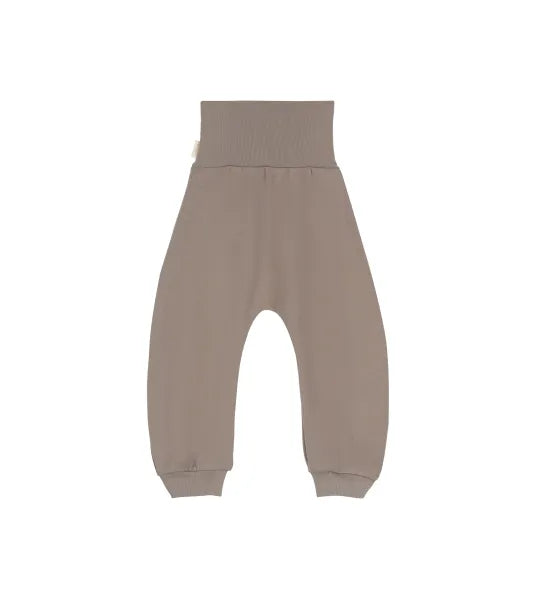 Baby trousers designed for free movement