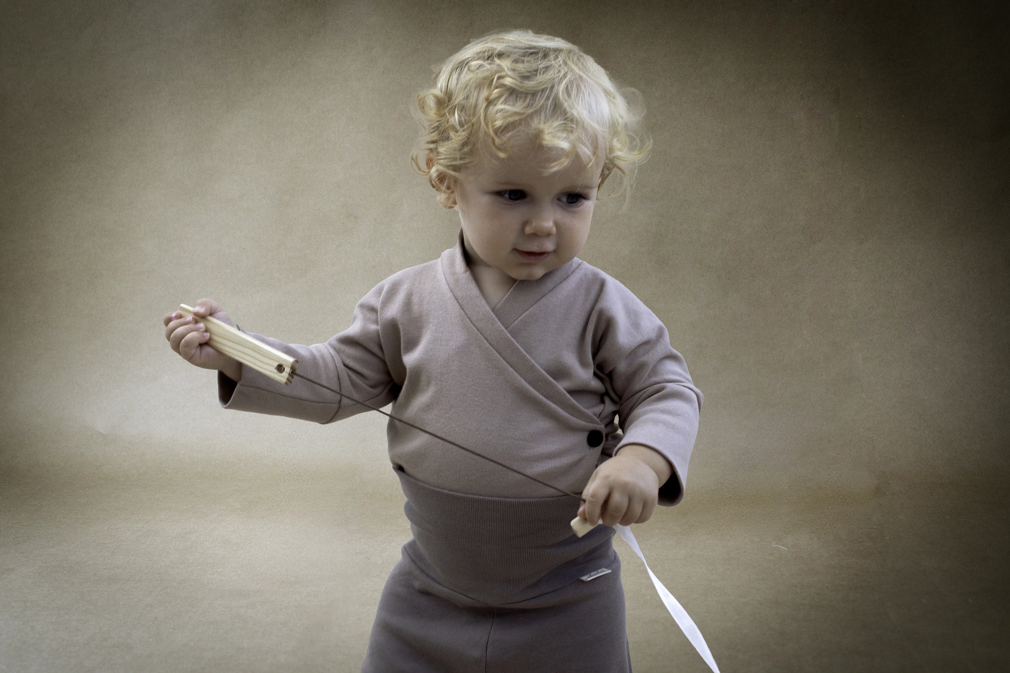 Durable free movement kimono for active toddlers
