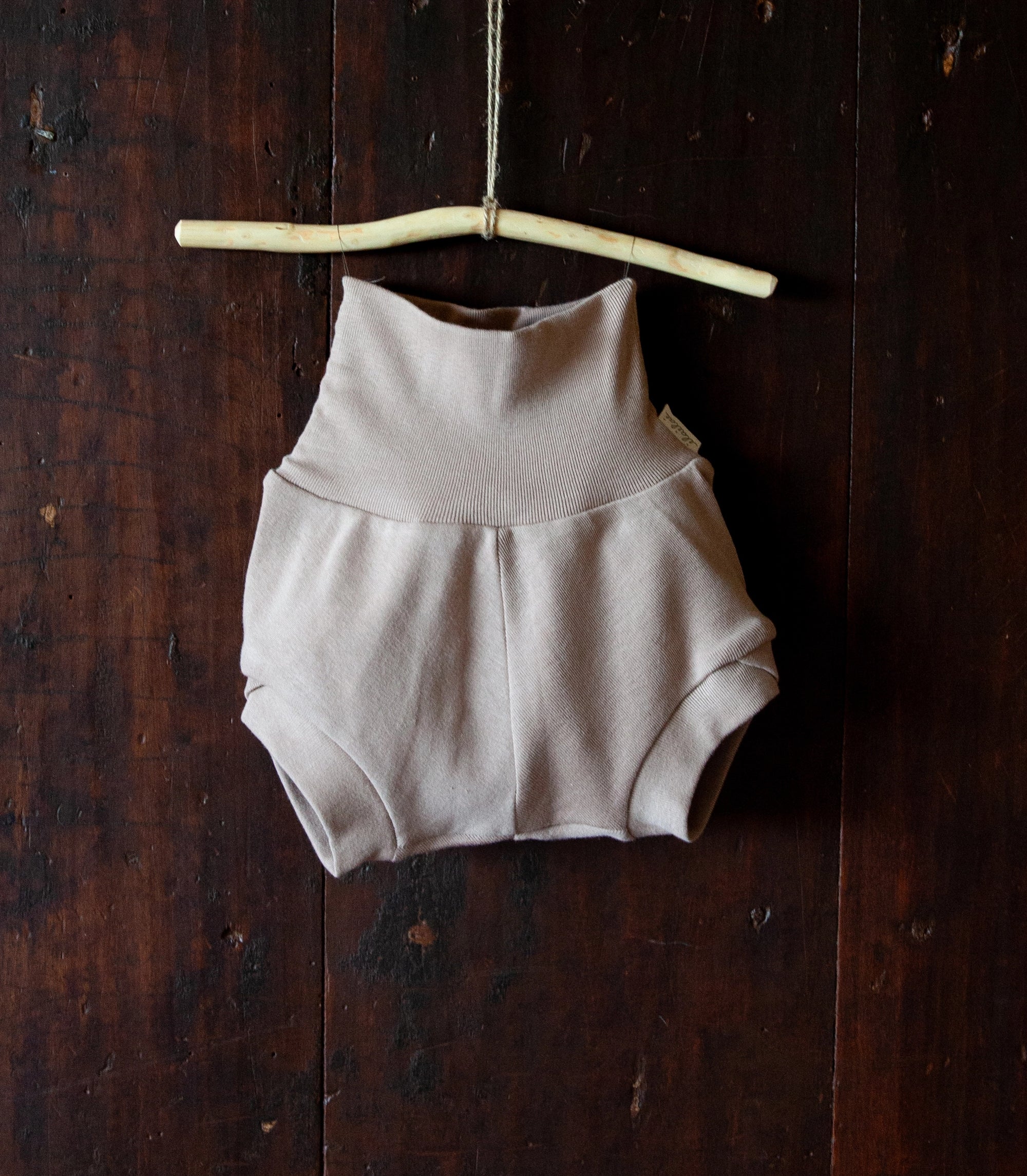 Durable organic cotton short for daily use