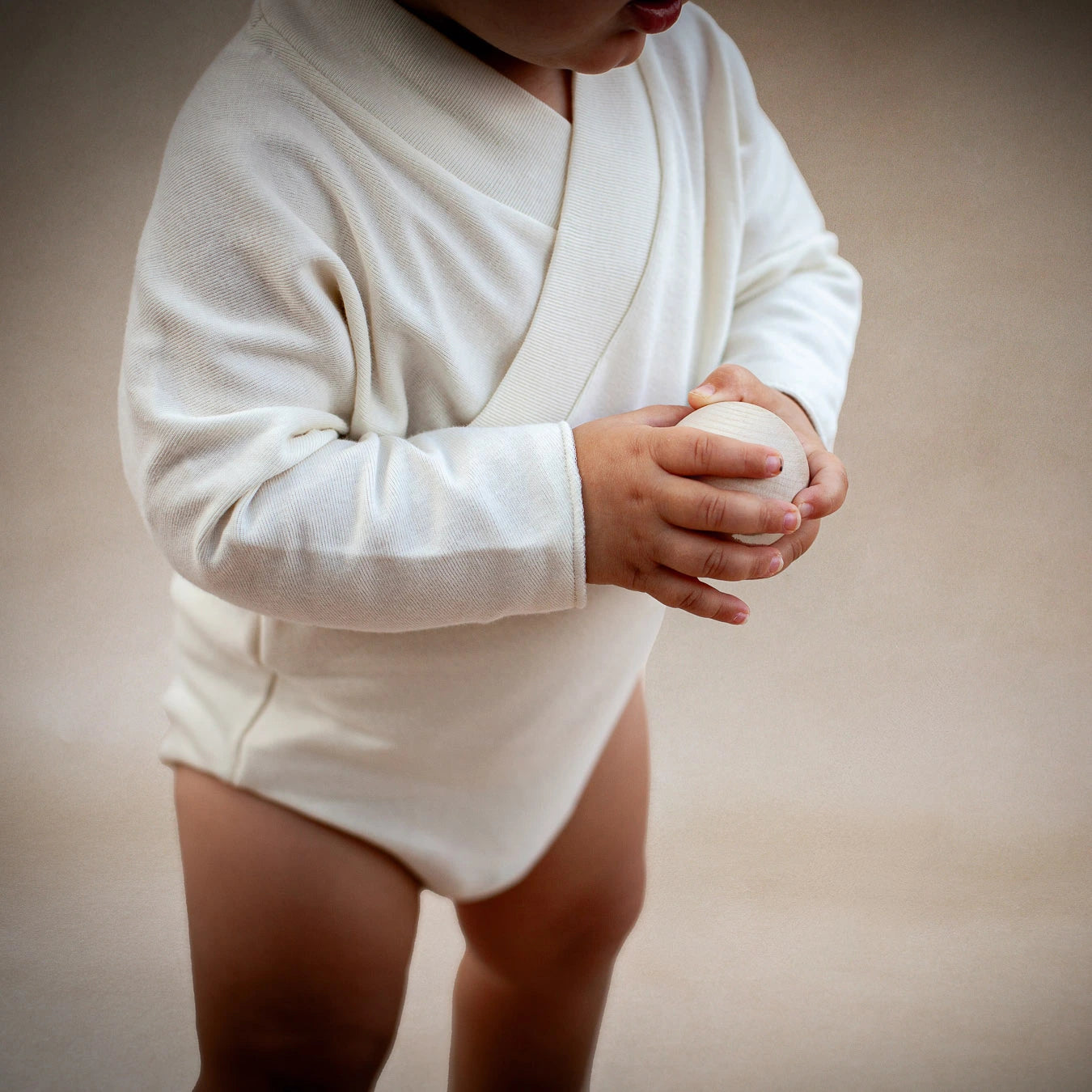 Eco conscious body for free exploration