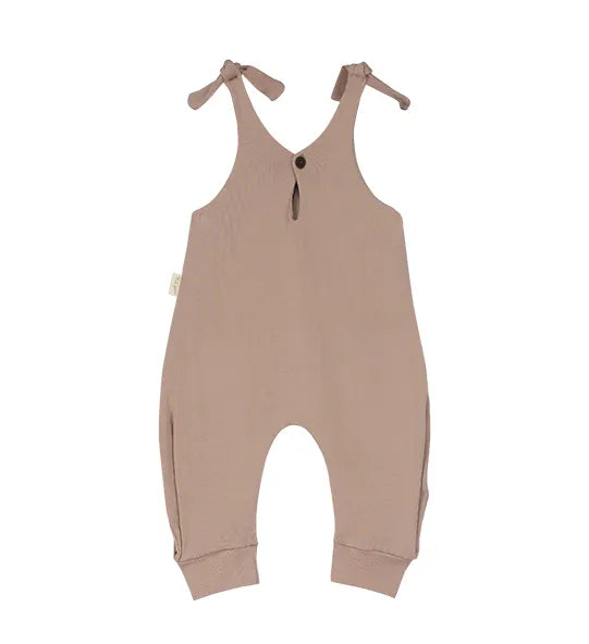 Gentle organic cotton overall for newborns