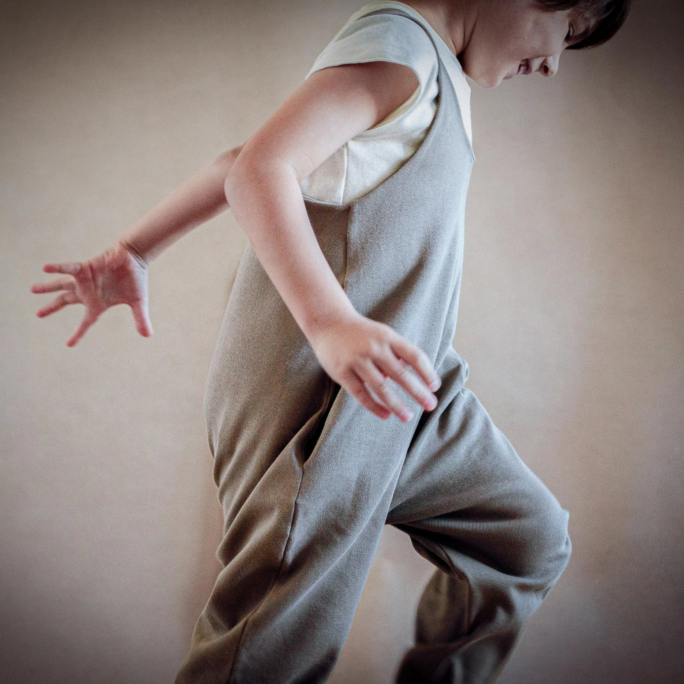 Handcrafted organic jumpsuit with soft touch