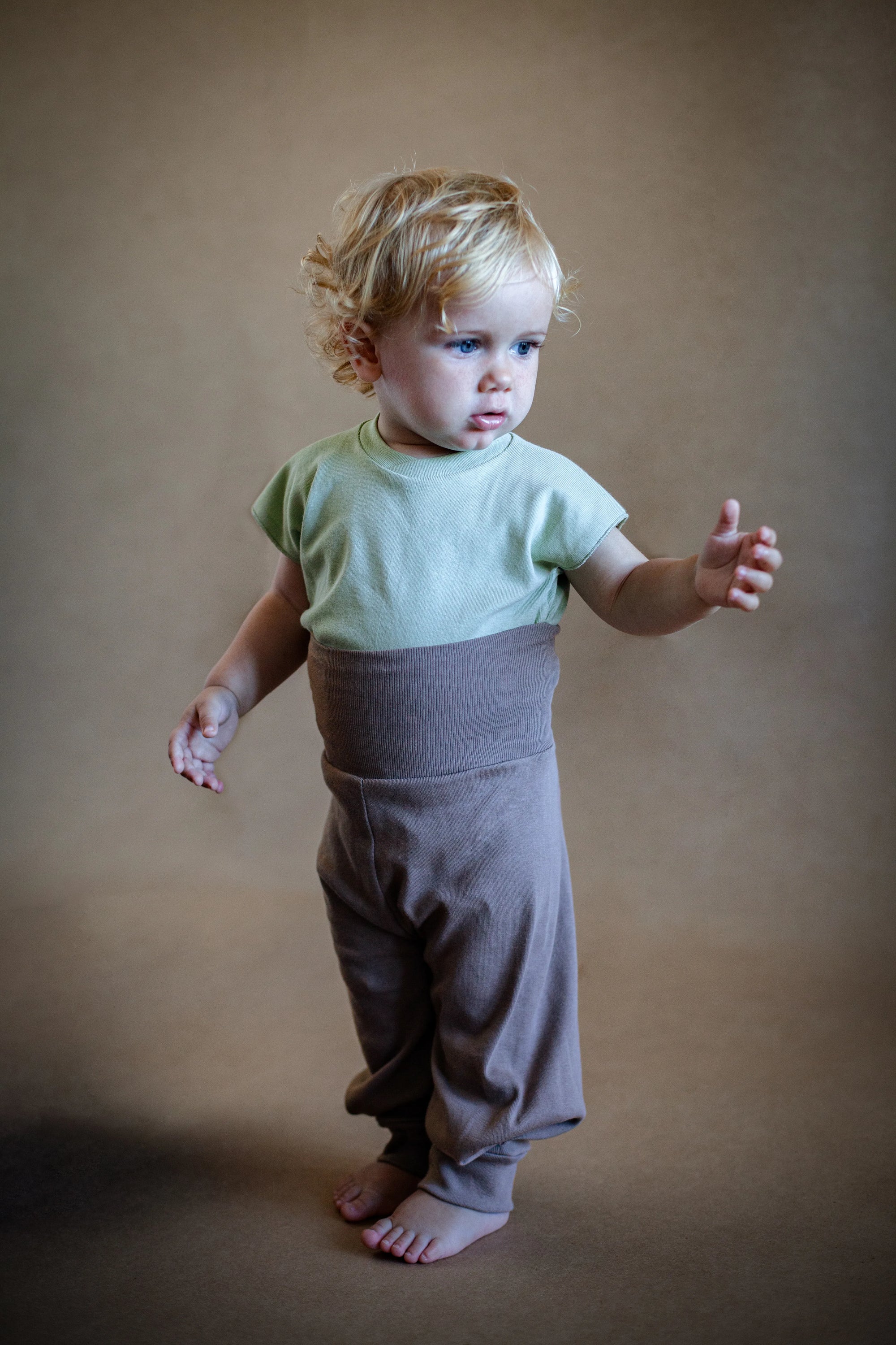 High-quality pants made with sustainable cotton