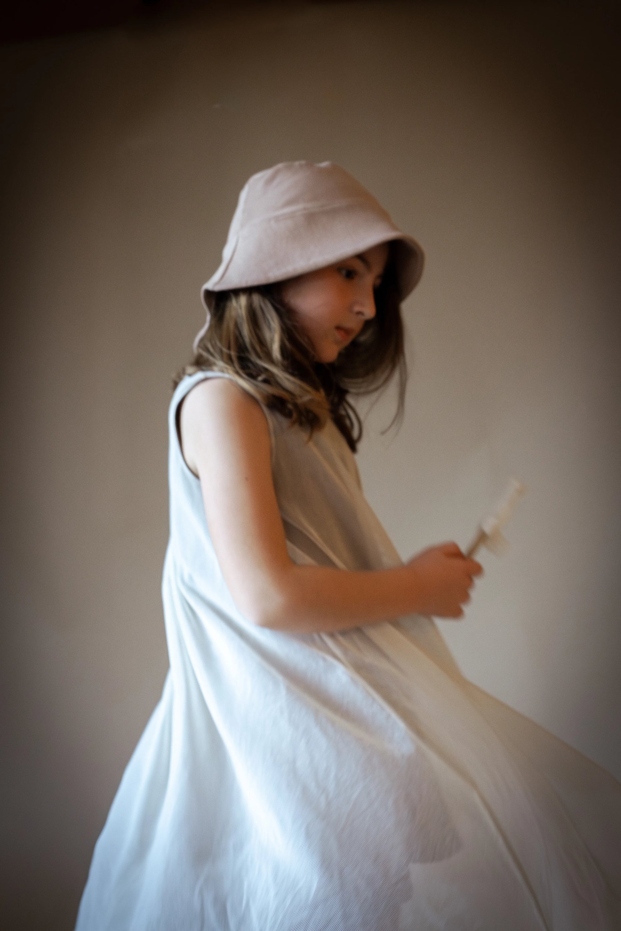 High-quality sustainable dress for free exploration