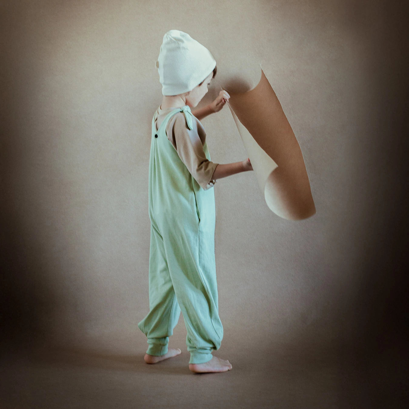 Lightweight organic jumpsuit for active babies