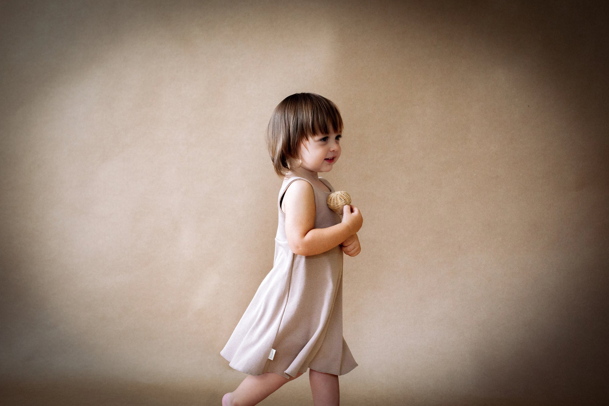 Natural growth supporting organic dress with soft fabric