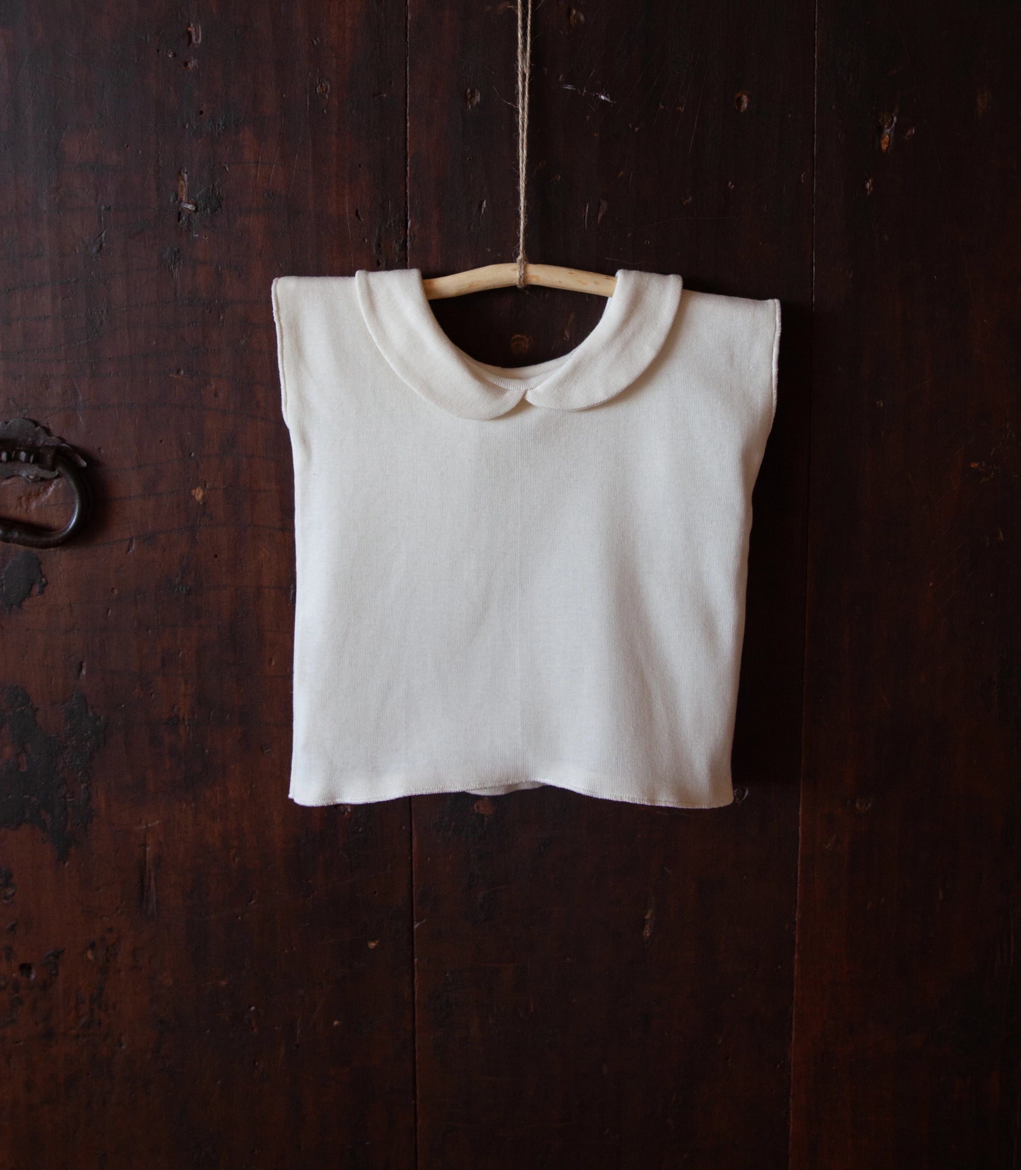 Organic baby shirt for movement and comfort