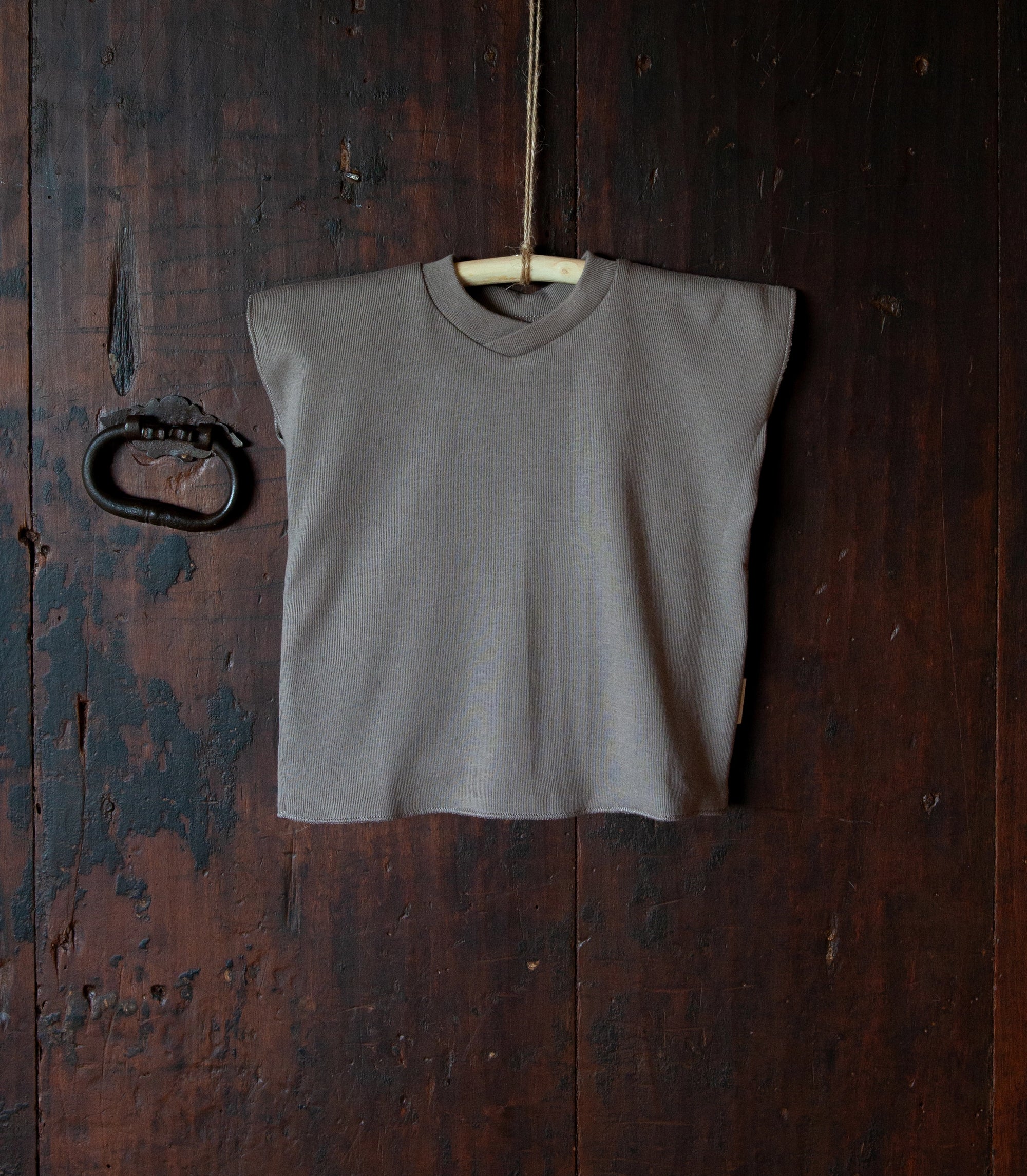 Organic cotton baby top for comfortable wear