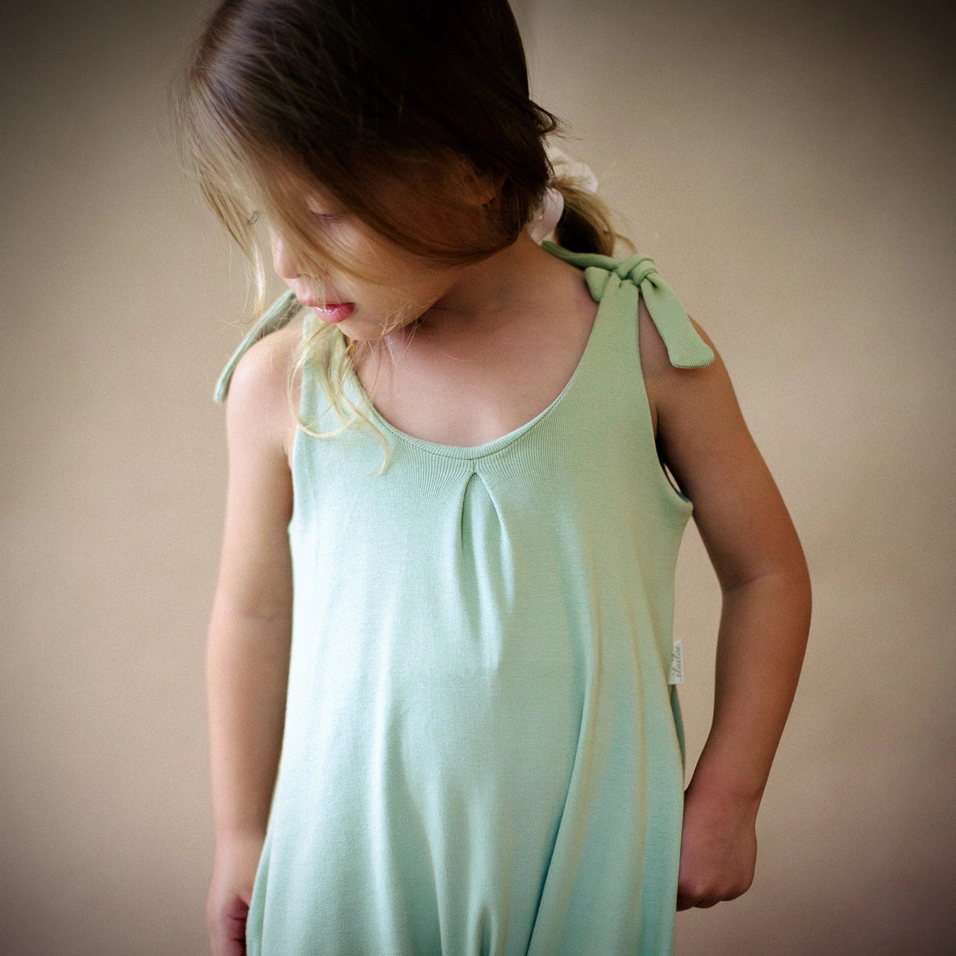 Organic cotton overall designed for free development