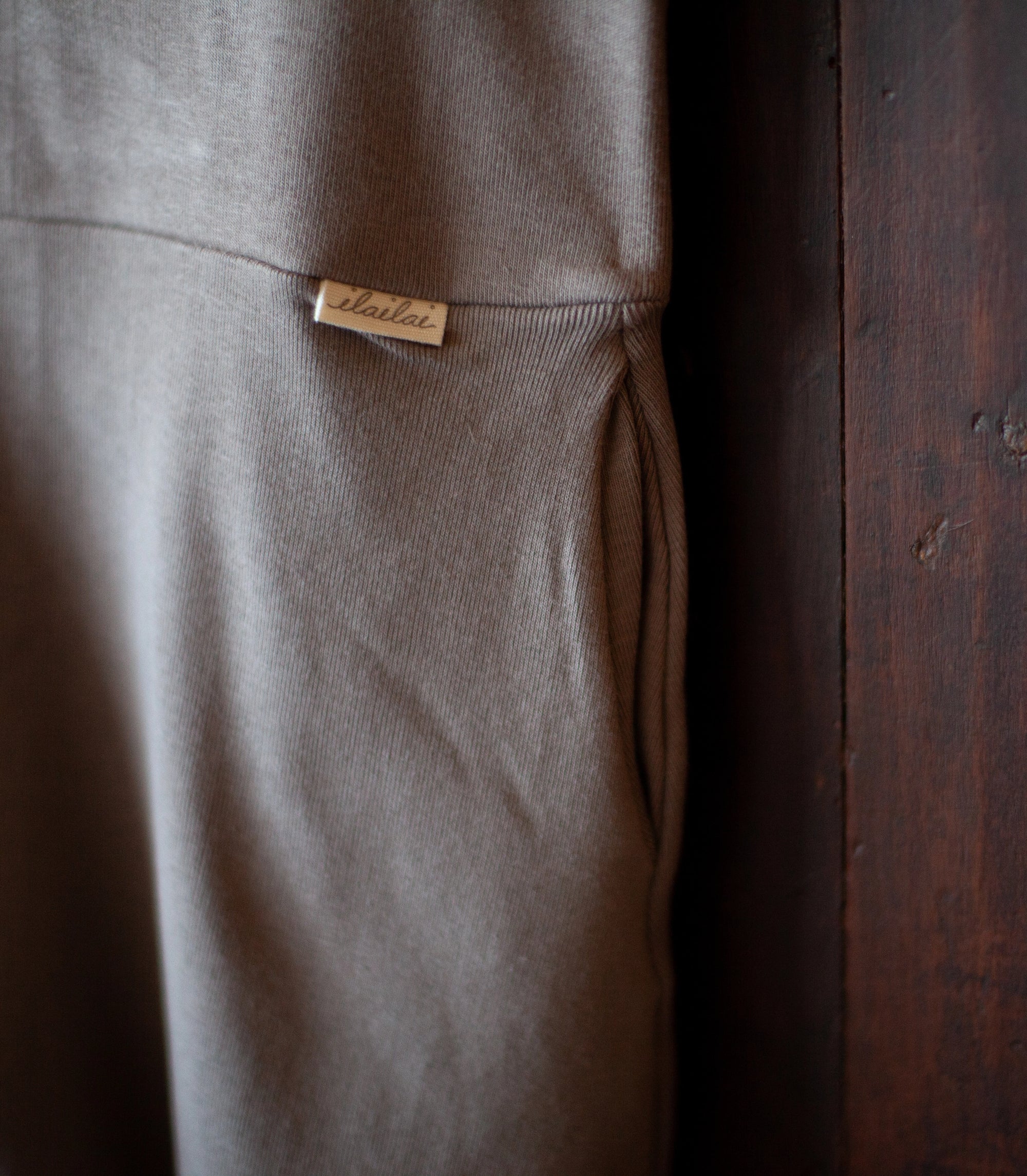 Organic cotton romper for balanced everyday use