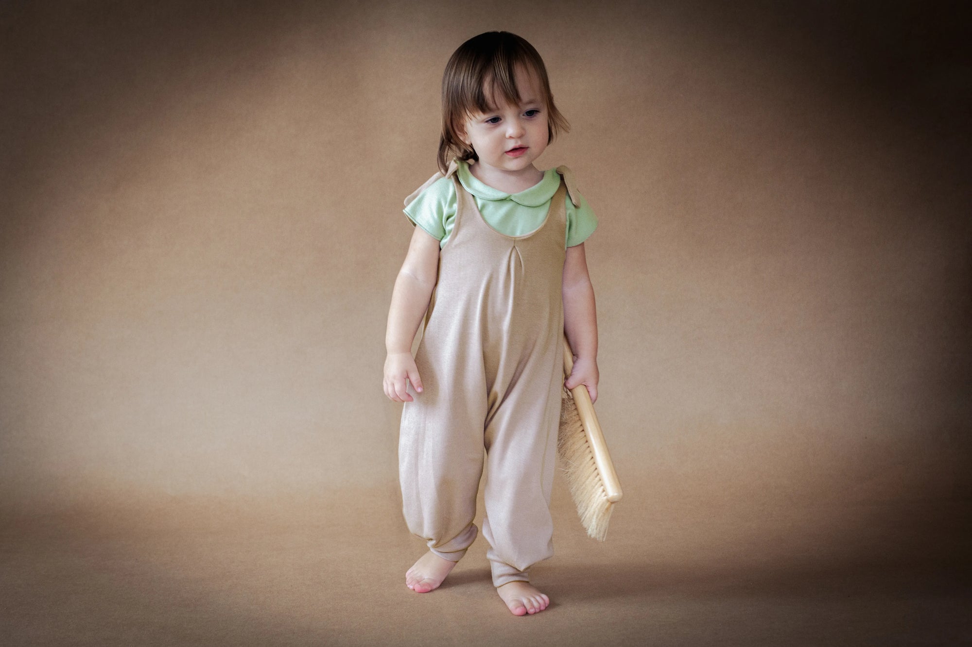 Soft and sustainable cotton shirt for natural living