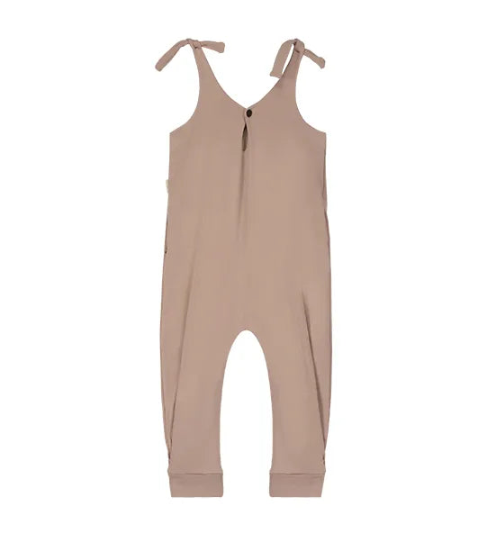 Sustainable organic cotton jumpsuit for sensitive skin