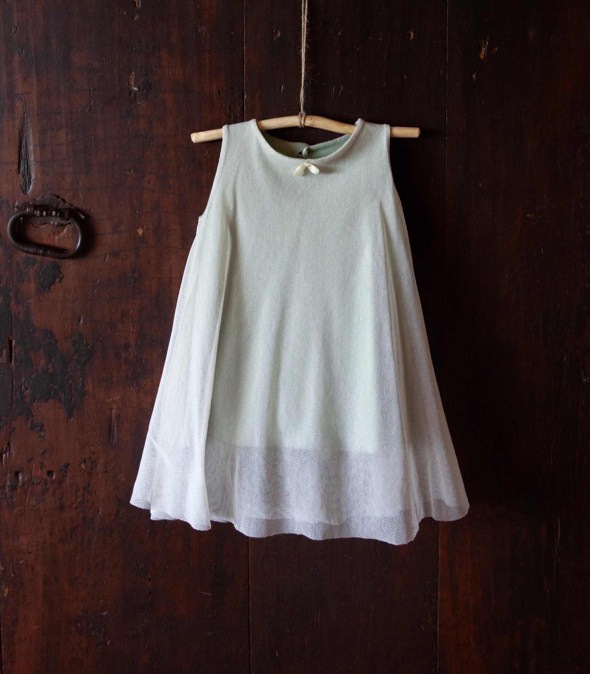 Timeless organic cotton dress for babywear